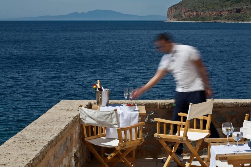 Hotel Mavromichalai Liménion Exteriér fotografie